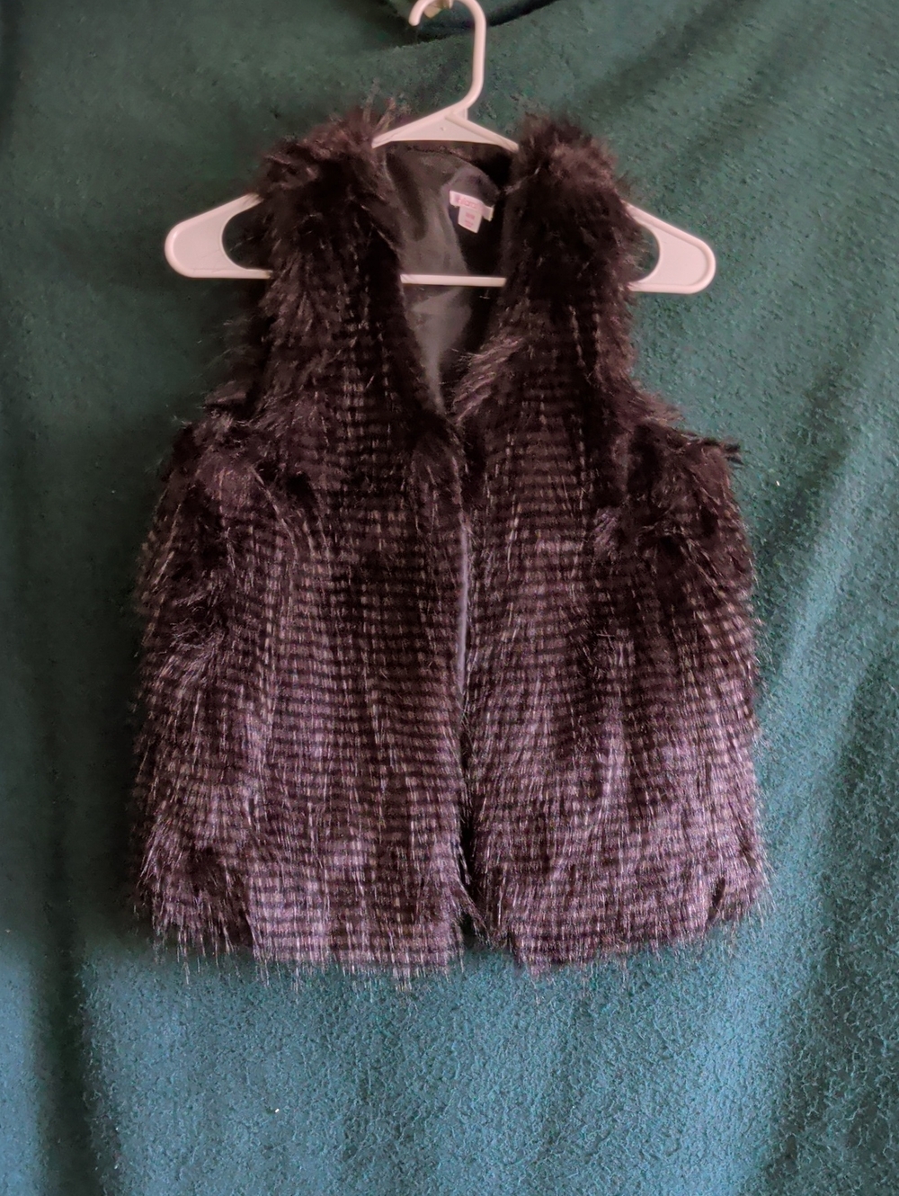 Xhilaration Black Faux Fur Girls Vest